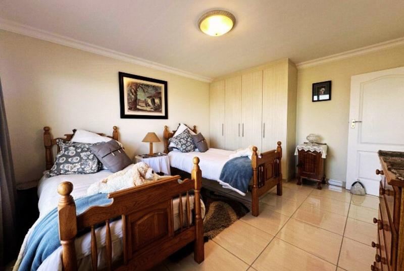 4 Bedroom Property for Sale in Monte Christo Western Cape
